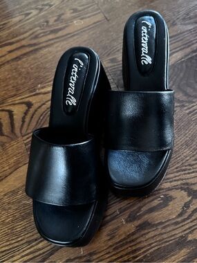 L’intervalle  Black leather Slide Mule Sandals Size 41